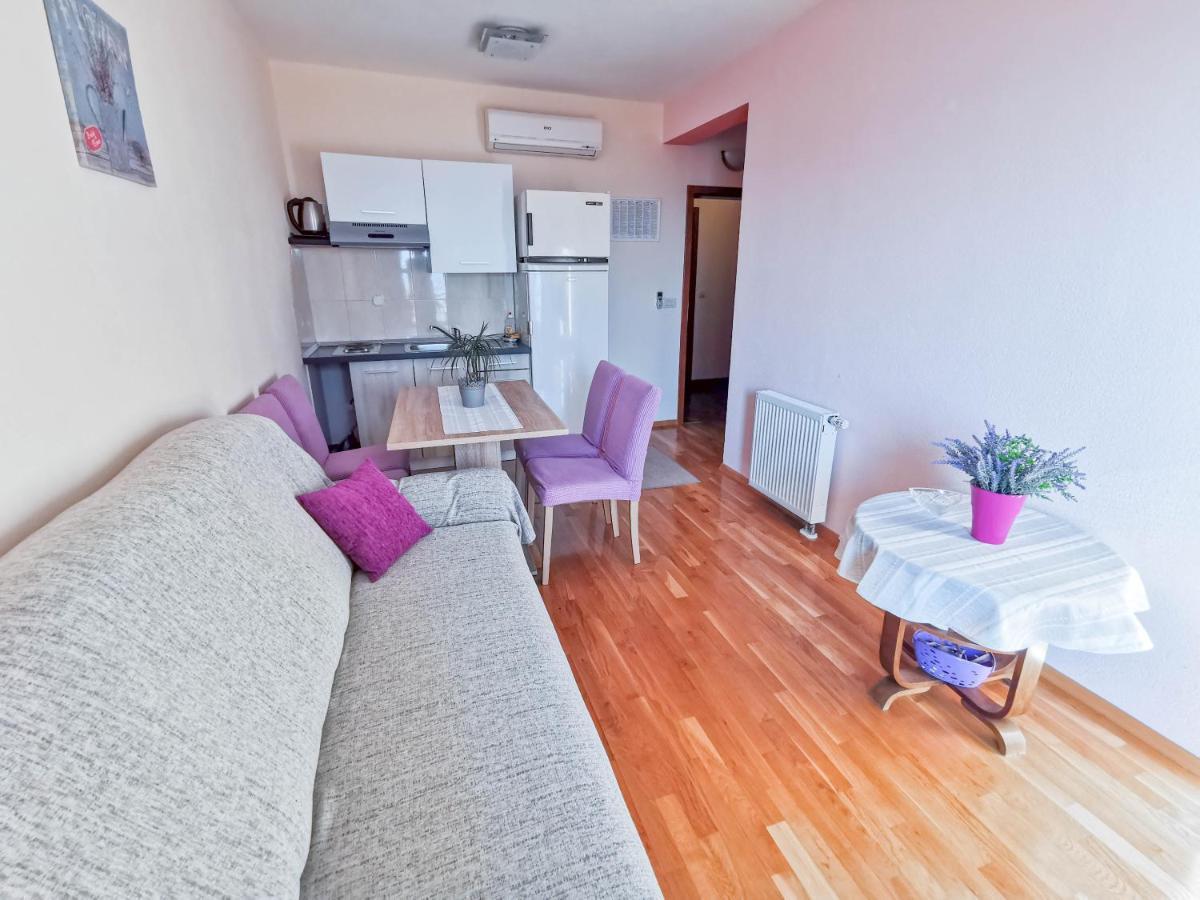 Apartments Vukovic Vanja Makarska Eksteriør bilde