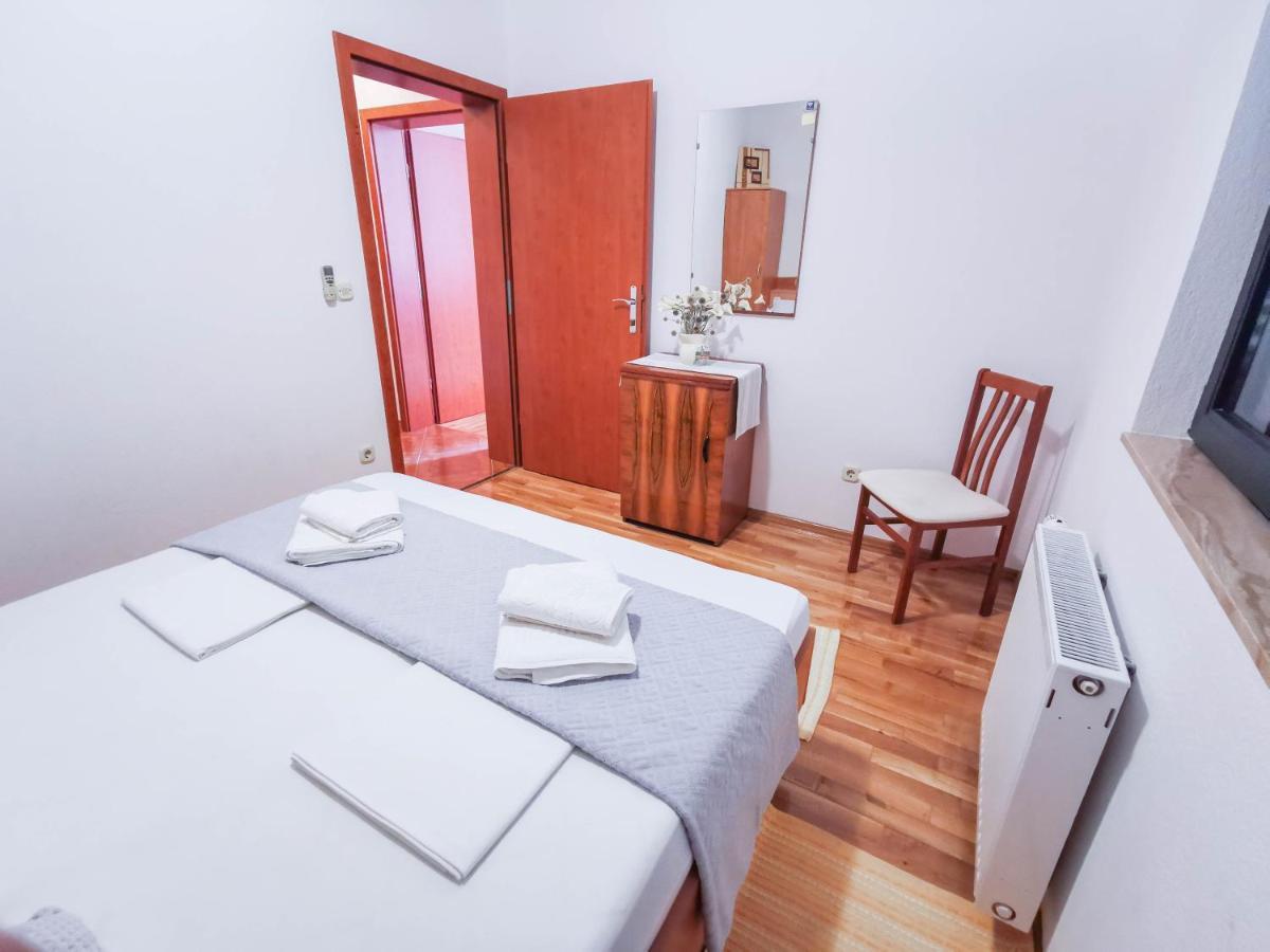 Apartments Vukovic Vanja Makarska Eksteriør bilde