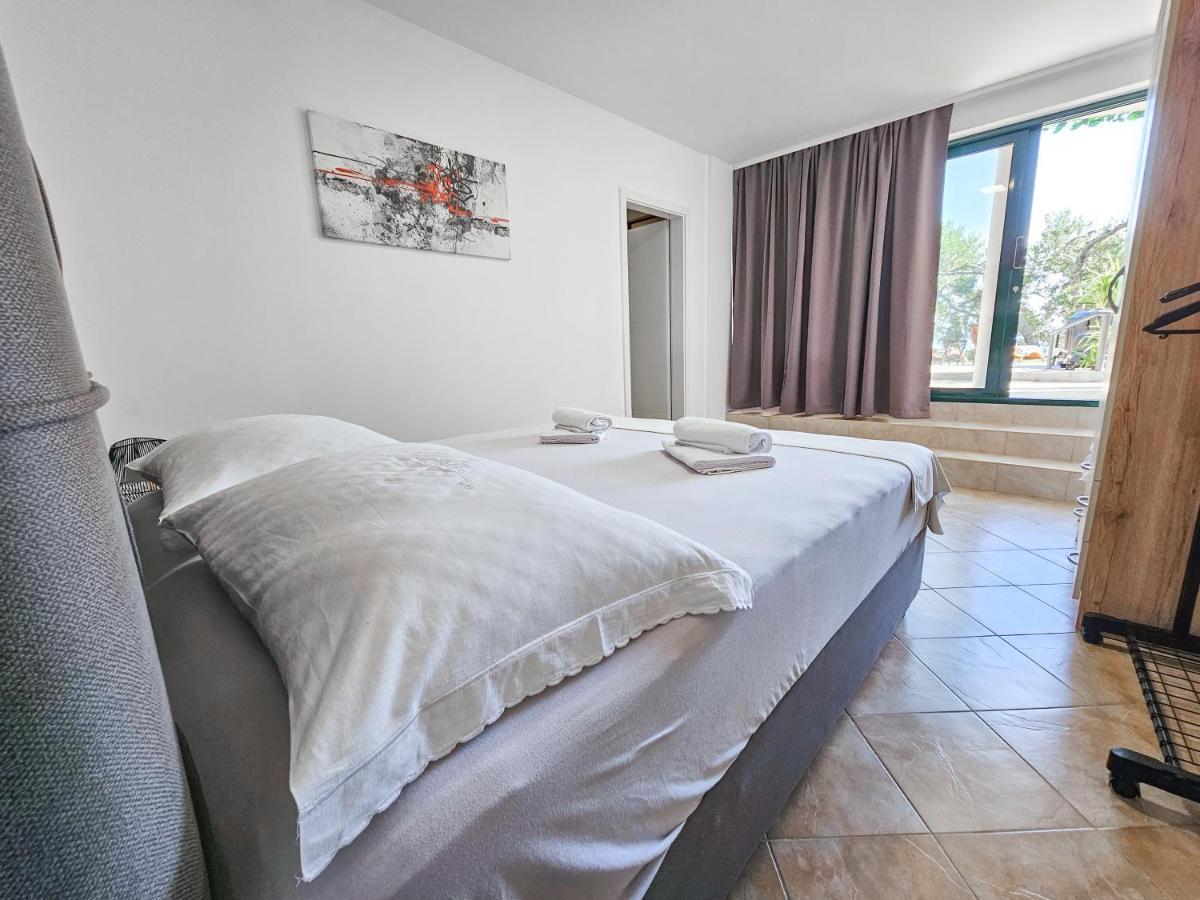 Apartments Vukovic Vanja Makarska Eksteriør bilde